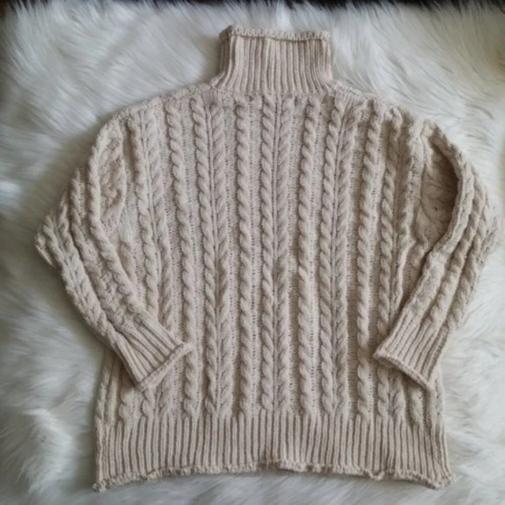 NWT Lulu's Beige Cable Knit Oversized Chunky Turtleneck Sweater Size XS - Picture 7 of 11